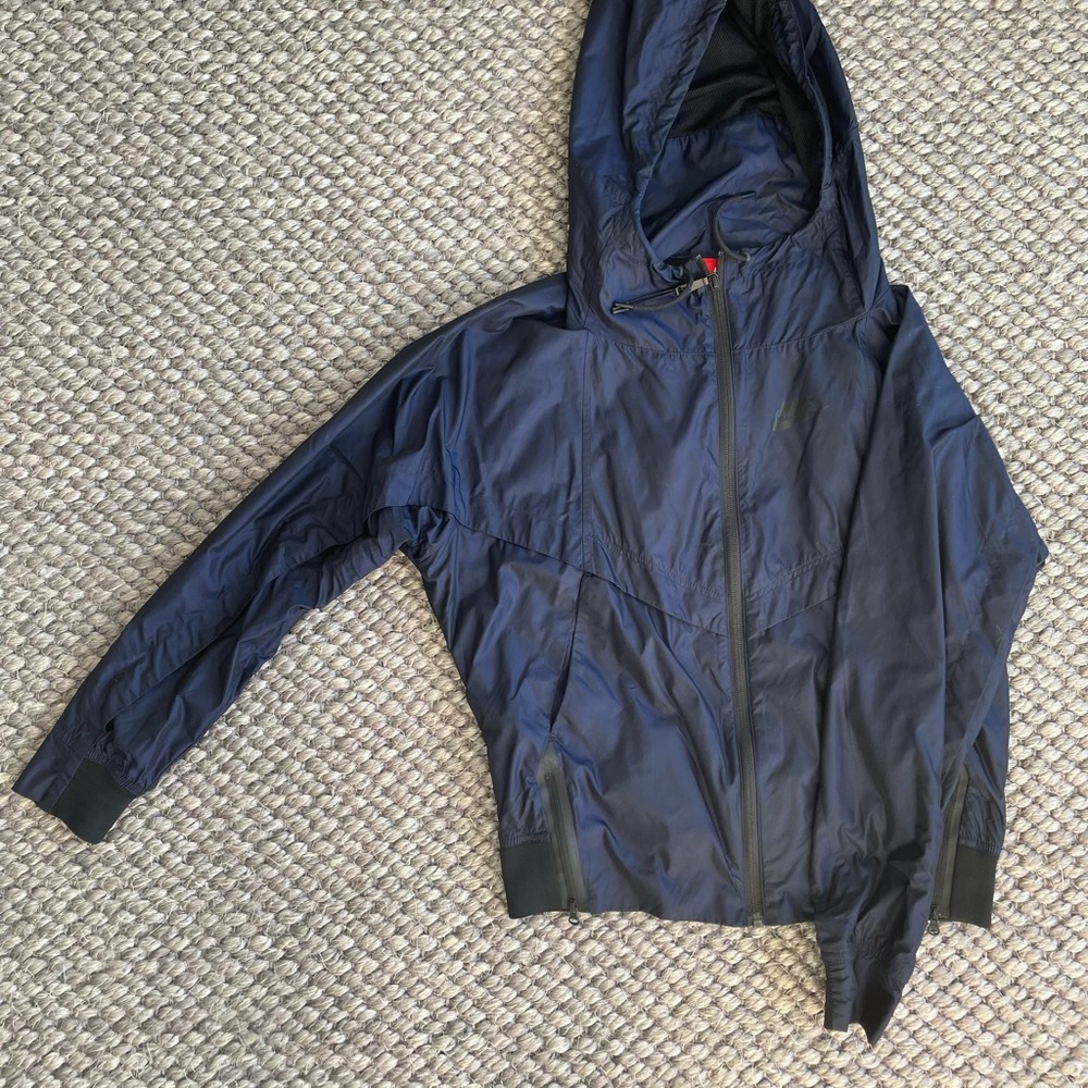 NIKE Windbreaker